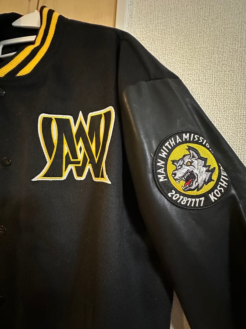 MAN WITH A MISSION スタジャン　ＸＬ