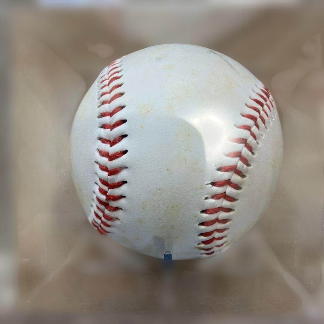 エルネストメヒア元選手　埼玉西武ライオンズ サイン入り野球ボール