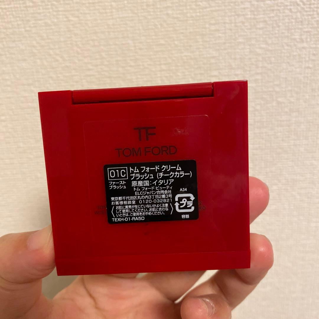 トムフォード　チーク