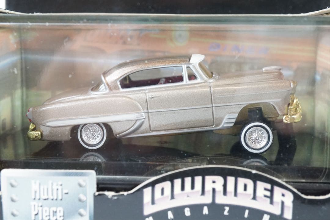 ミニカー Hot Wheels Collectibles 53 Chevy