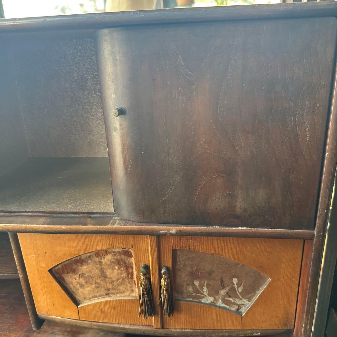 瞬間的お値下げ‼️ヴィンテージ　茶箪笥　アザミの絵が描かれていて素敵❣️