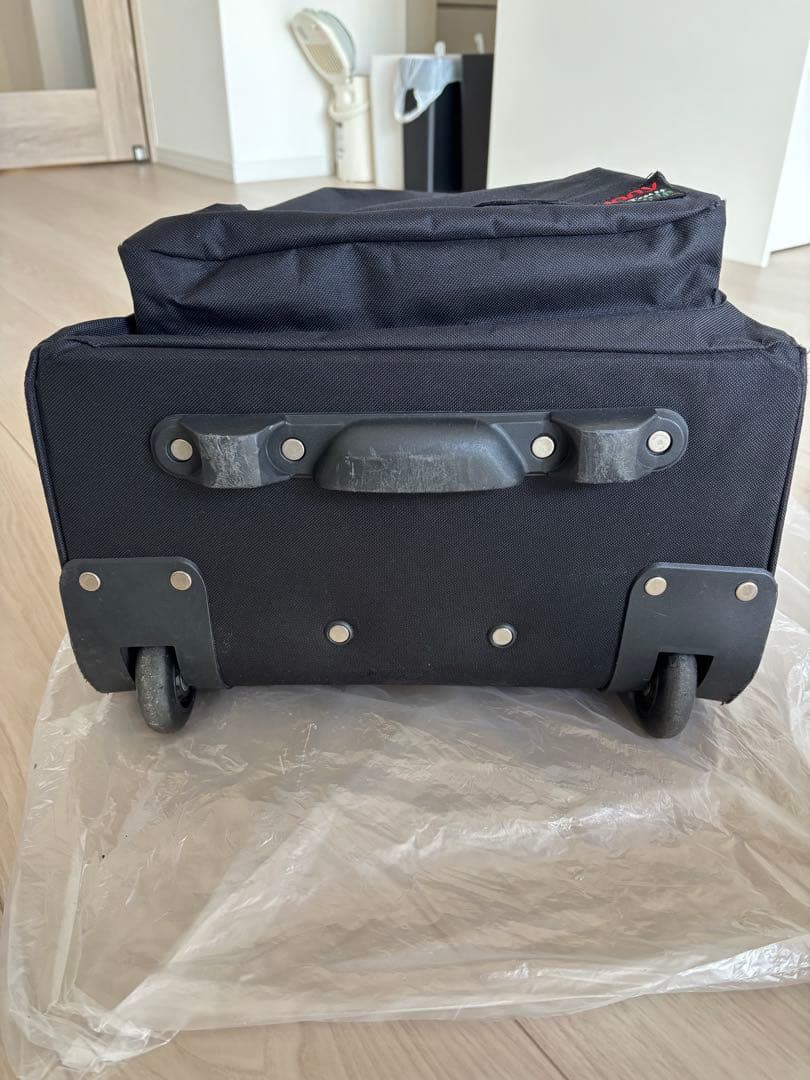 ジャックバニー　キャリーケース　スーツケース　機内持ち込み可能