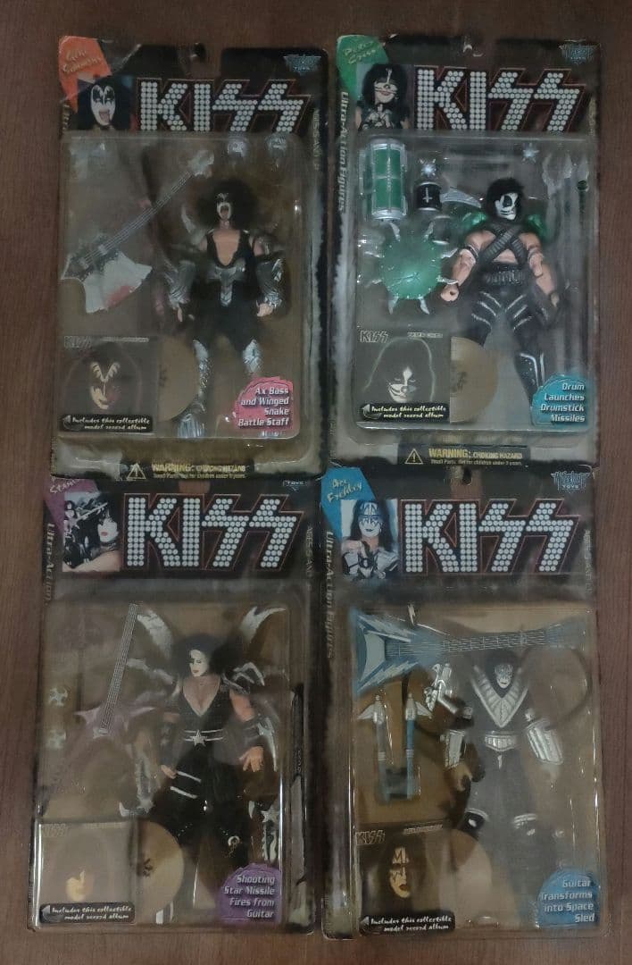 KISS アクションフィギュア 4体セット