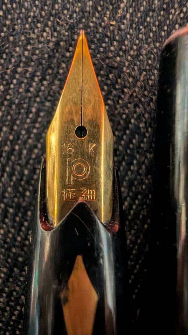 黒い万年筆3本セット