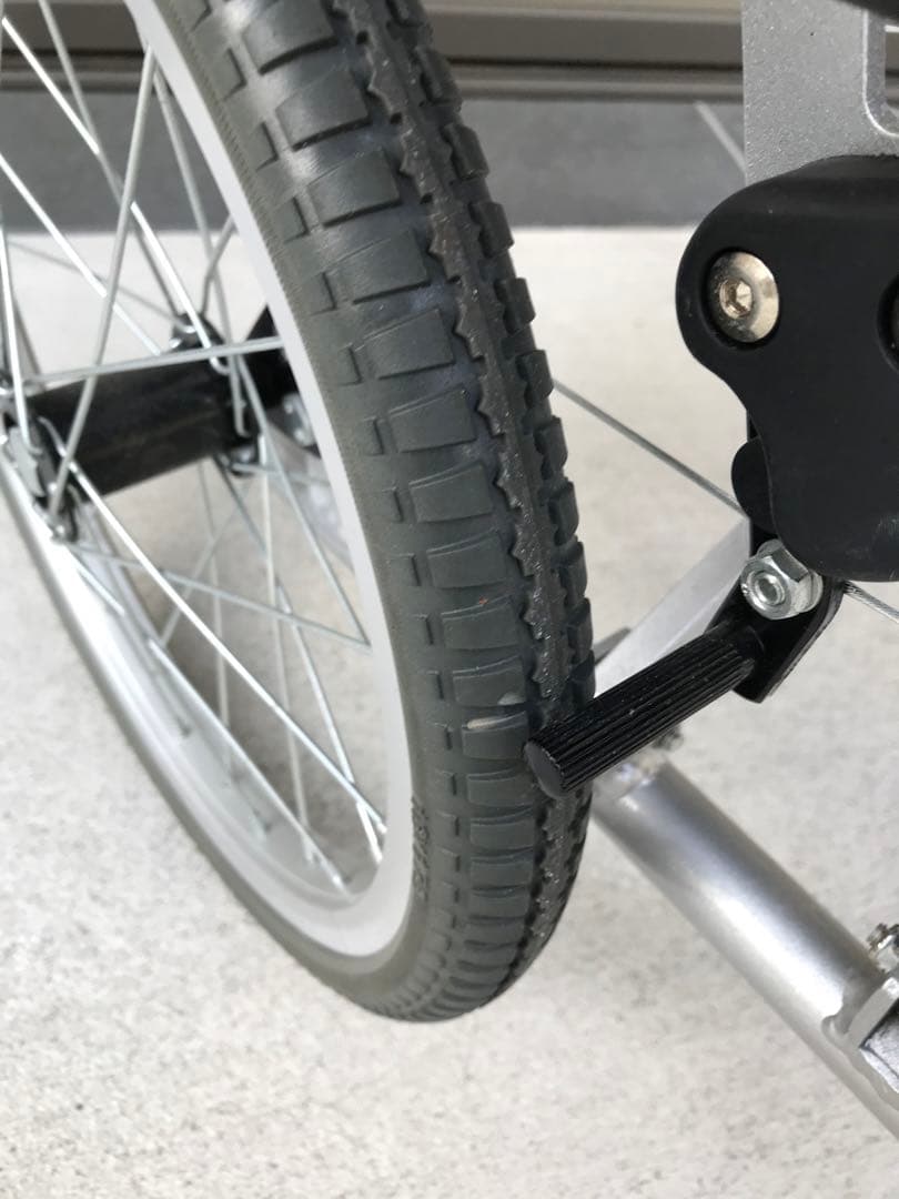 車椅子　ケアテックジャパン　折りたたみ