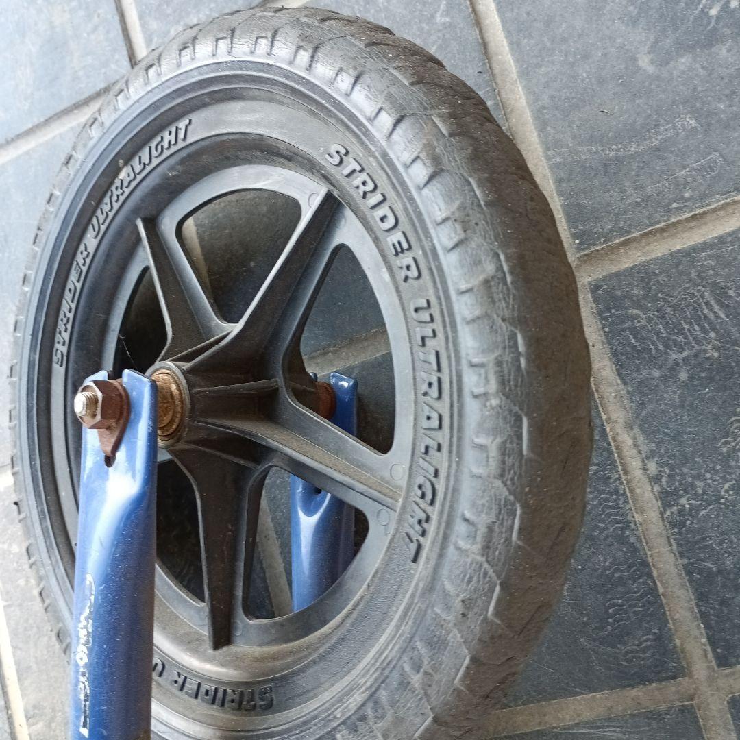 STRIDER バランスバイク 青