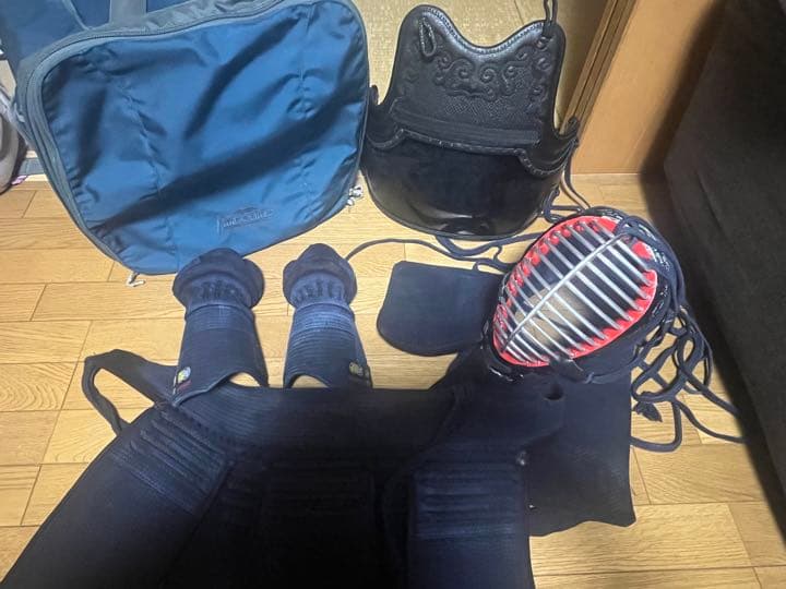 剣道防具 (面 垂れ 小手 胴 防具入れ) お値下げ可