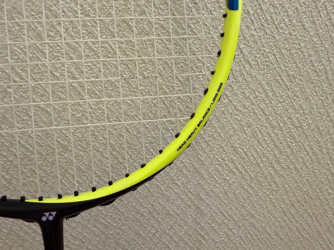 ASTROX77 3UG5 バドミントンラケット 2本セット