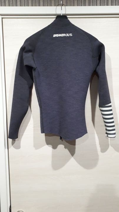 ブレーカーアウト@レディース　タッパーMサイズ