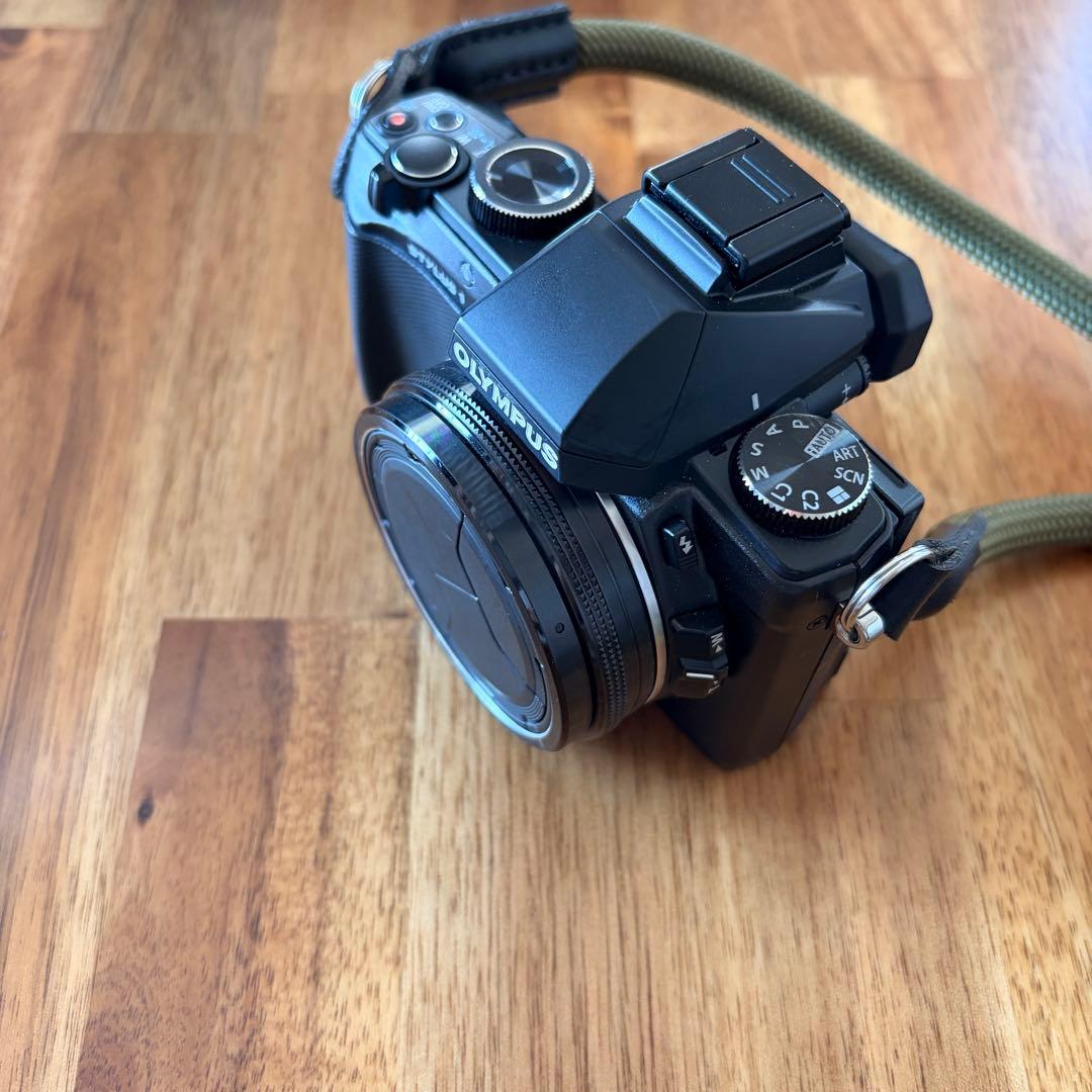 限定値引き【美品】OLYMPUS STYLUS1 F2.8 EVF コンデジ