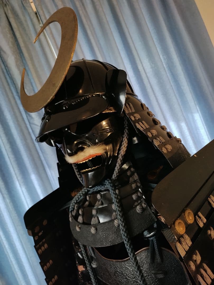 鎧　甲冑　等身大　侍　武将