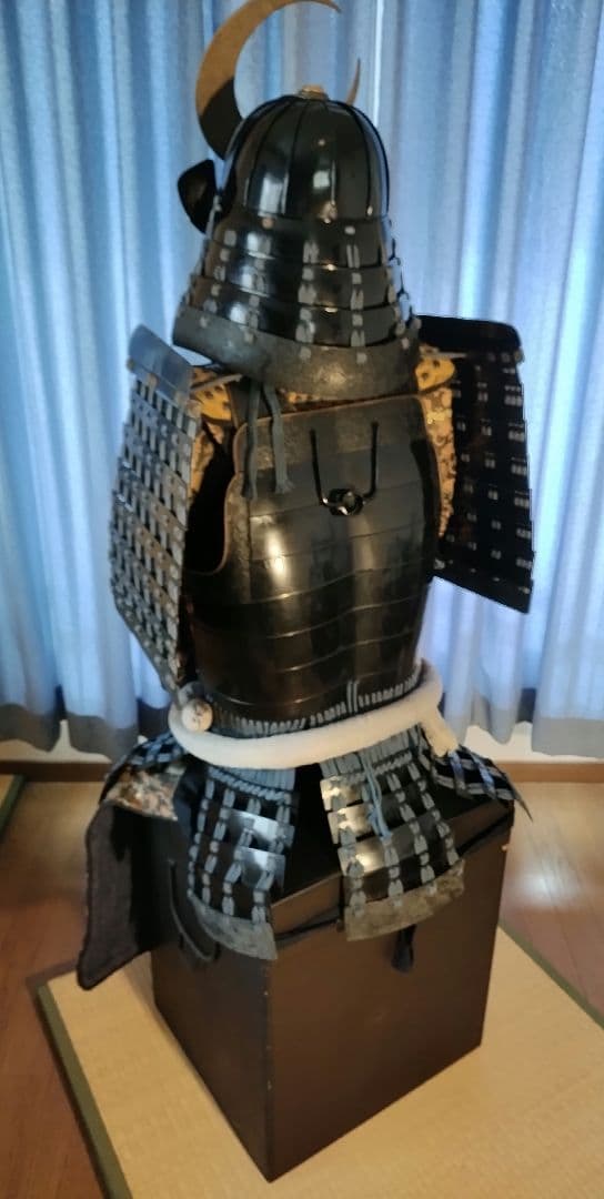 鎧　甲冑　等身大　侍　武将