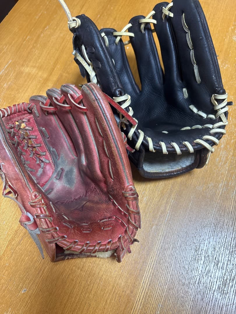 硬式野球　オールラウンド　外野用　グローブ　赤　黒　セット