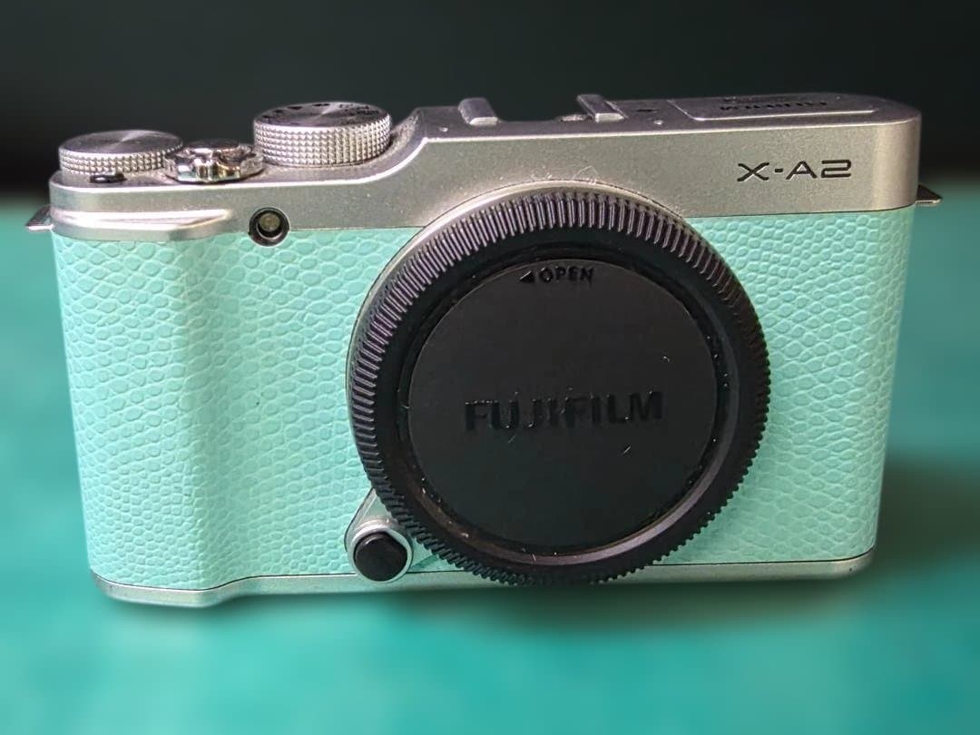 富士フィルム X-A2 ミントグリーン 超希少カラー