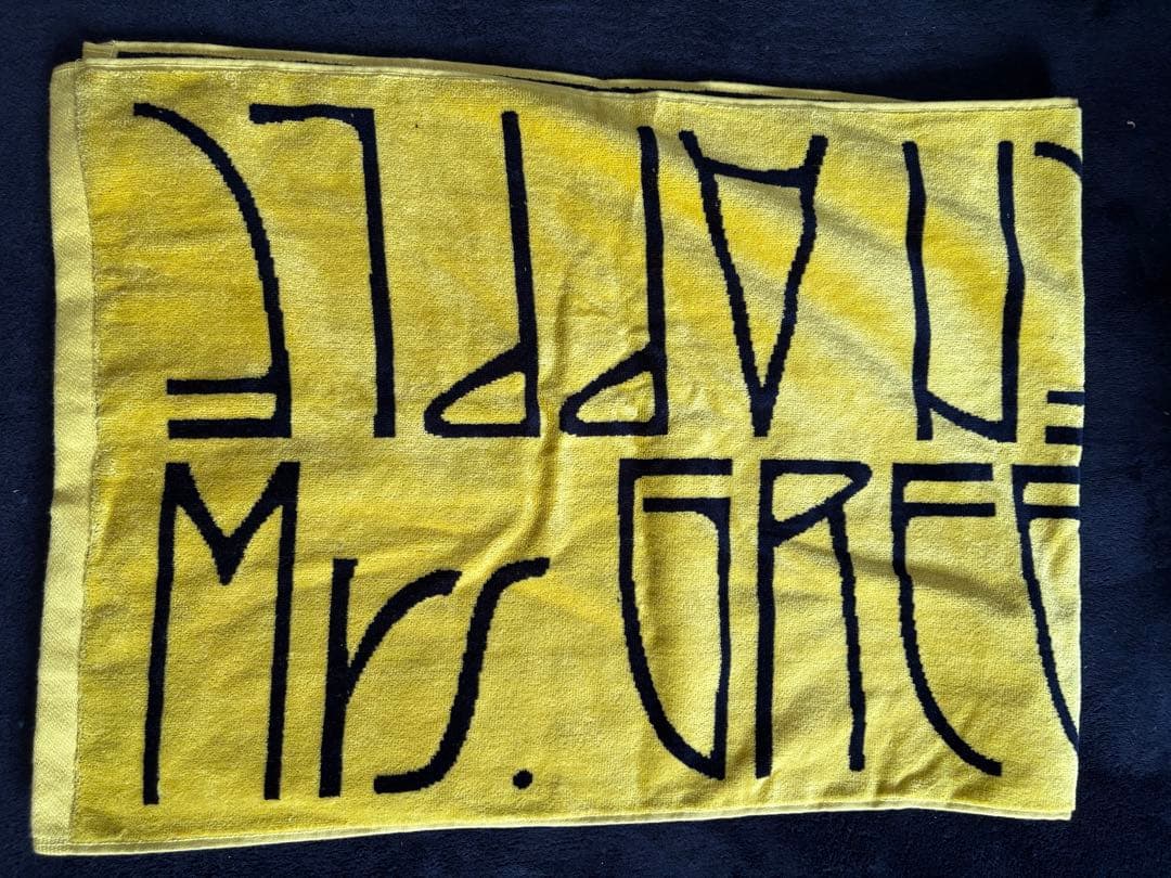 Mrs. GREEN APPLE バベルの塔 パーカー イエロー タオル