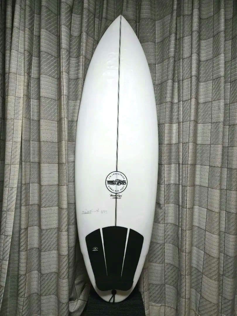 jsサーフボード　バロンフライヤー5.6