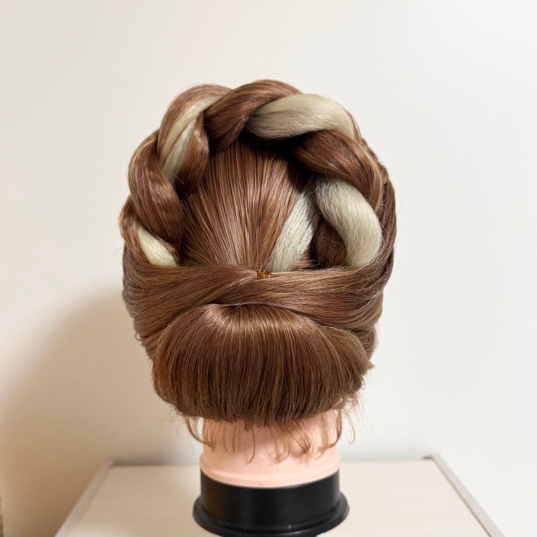 アナ　戴冠式風　ウィッグ