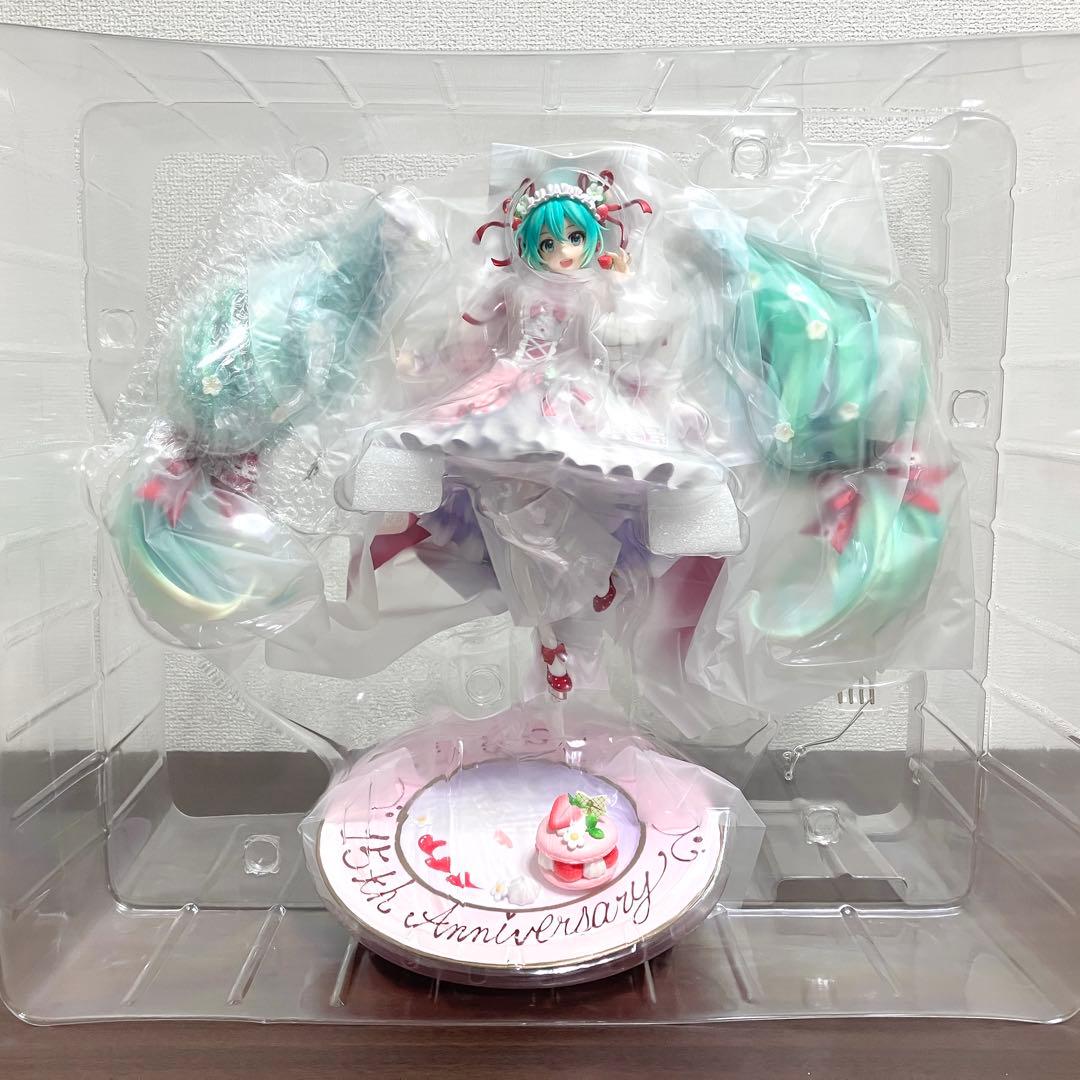 極美品 初音ミク 15th Anniversary Ver. フィギュア