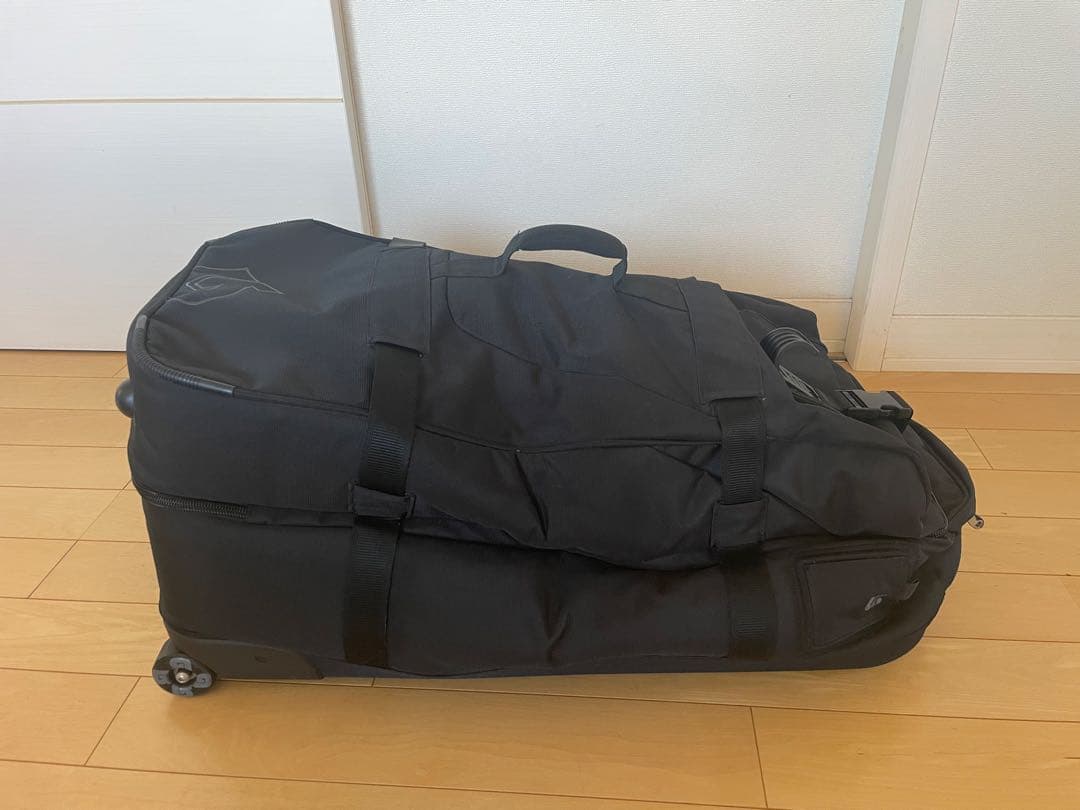 BURTON 大型キャリーバッグ ブラック