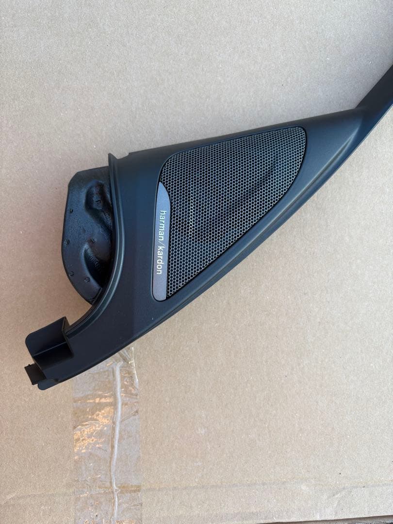  118(F20)用　フロントウインドウフレームカバー