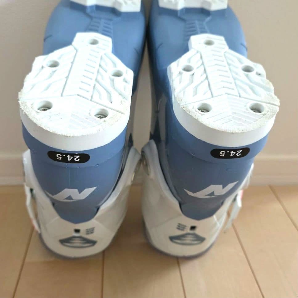 美品破損無【NORDICA】スキーブーツ 24.5 ブーツクリーニング済バッグ付