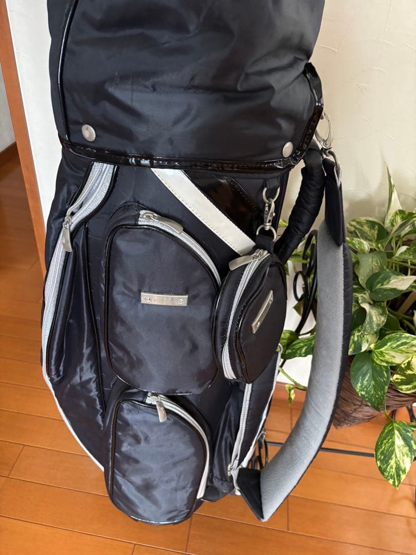 パリス　ゴルフクラブセット　ホワイト　ドライバーyonex 11° R