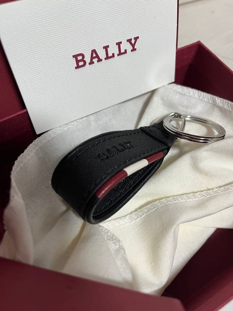【新品未使用】BALLY ブラックレザー キーホルダー