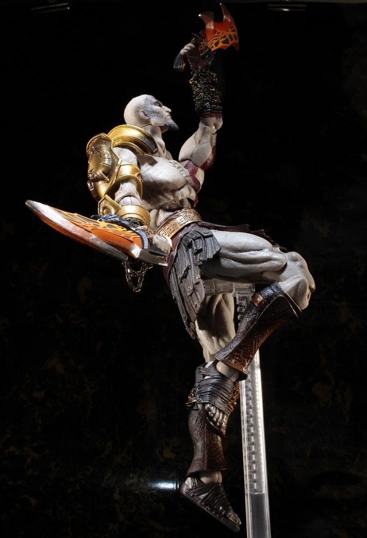 中古　PLAY ARTS改 クレイトス （GOD OF WAR）