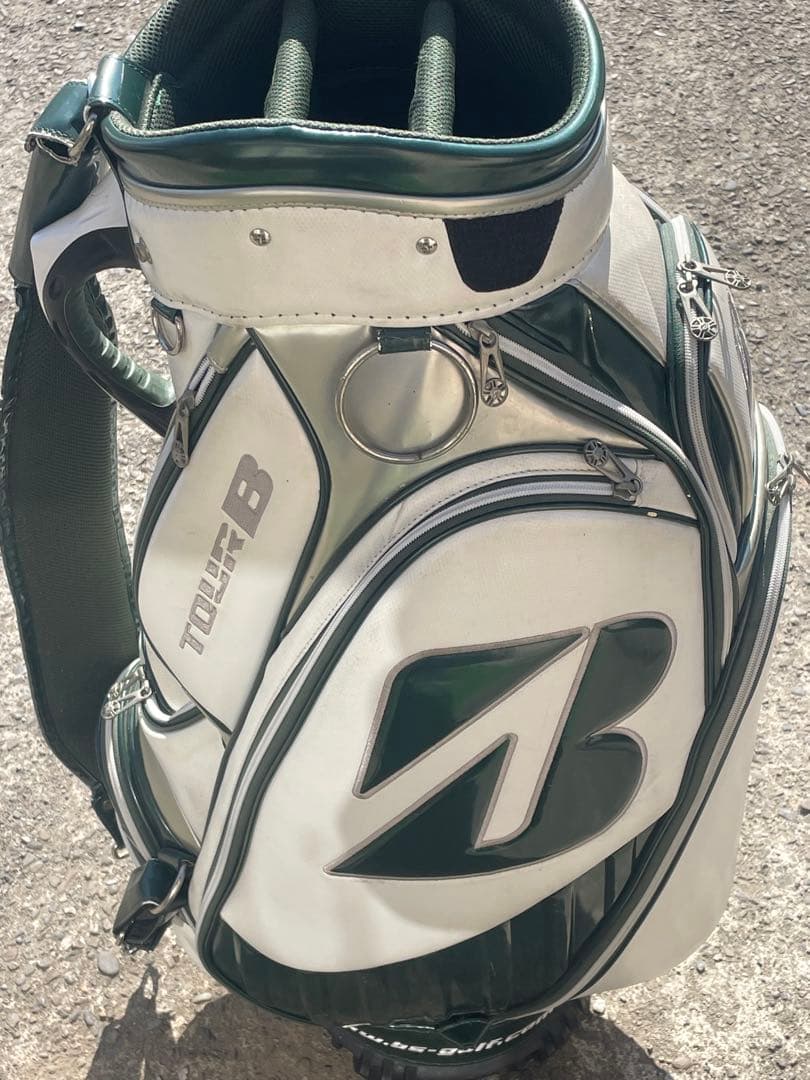ブリヂストン　ツアーB マスターズモデル（限定品）ヘッドカバーあり