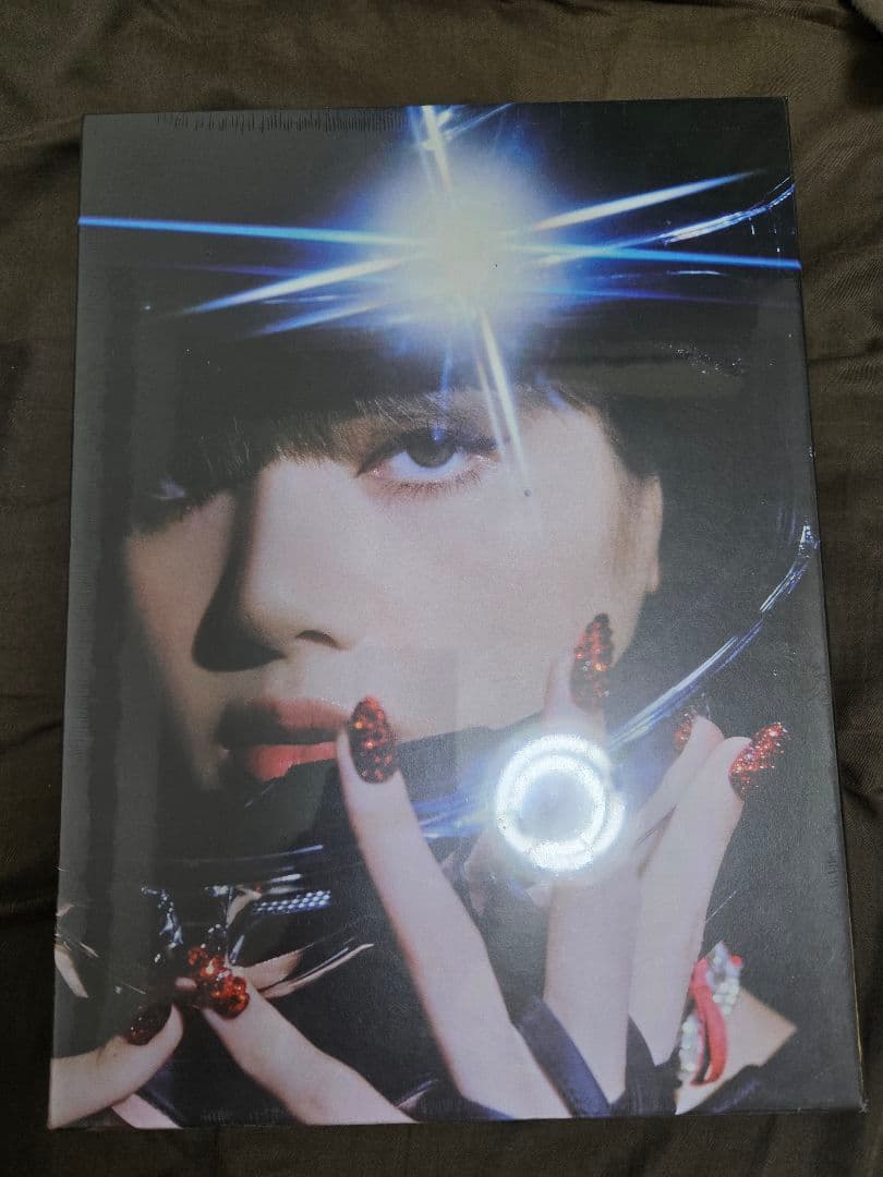 アイドル LISA -LALISA- PHOTOBOOK SPECIAL EDITION