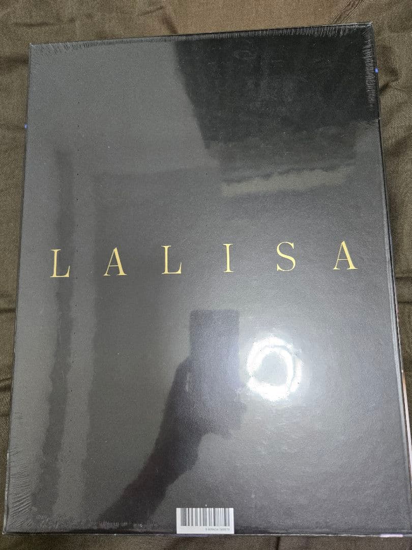 アイドル LISA -LALISA- PHOTOBOOK SPECIAL EDITION