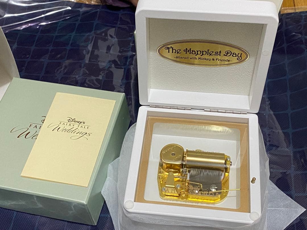 美品　非売品　入手困難　ディズニー　結婚式　オルゴール