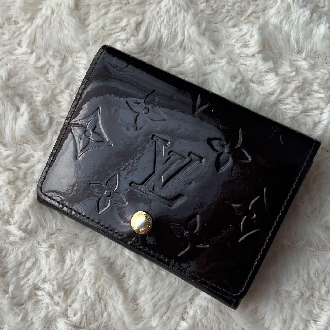 ルイヴィトン 名刺入れ アンヴェロップ ヴェルニ アマラント モノグラム