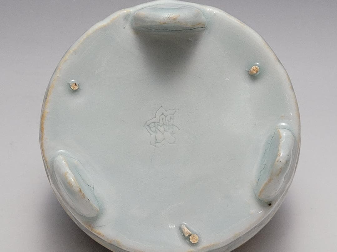 白釉 透刻紋 蓋香炉 宋元時代 幅約9cm