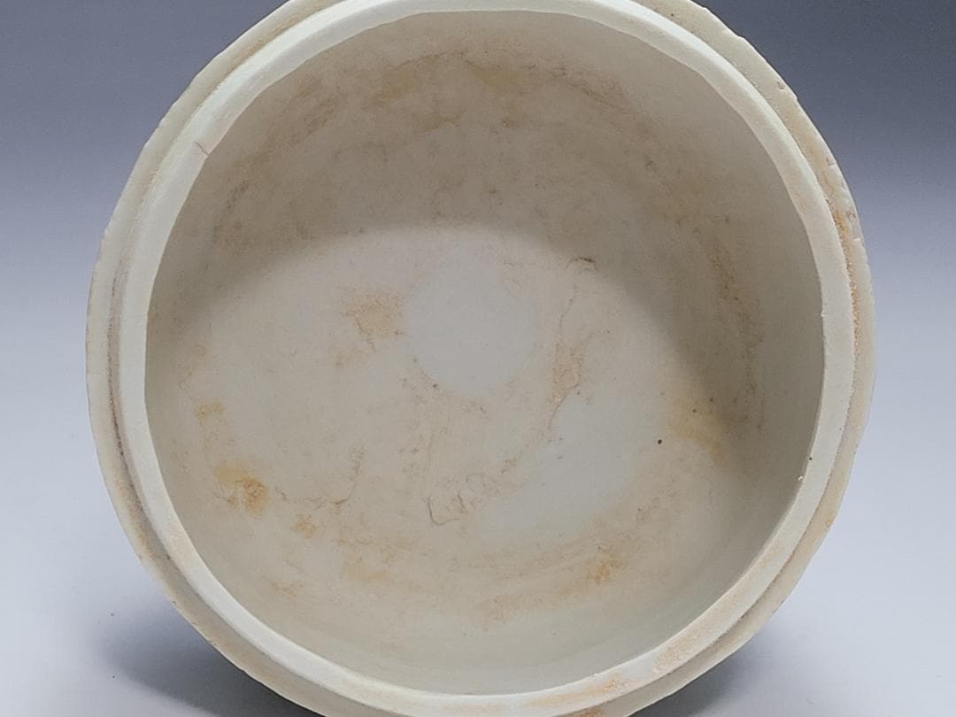 白釉 透刻紋 蓋香炉 宋元時代 幅約9cm