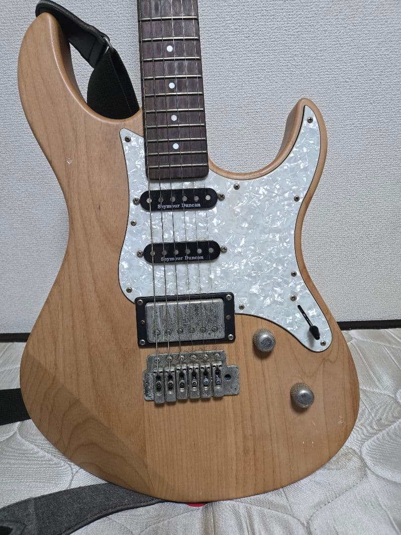 Yamaha PACIFICA 612 エレキギター