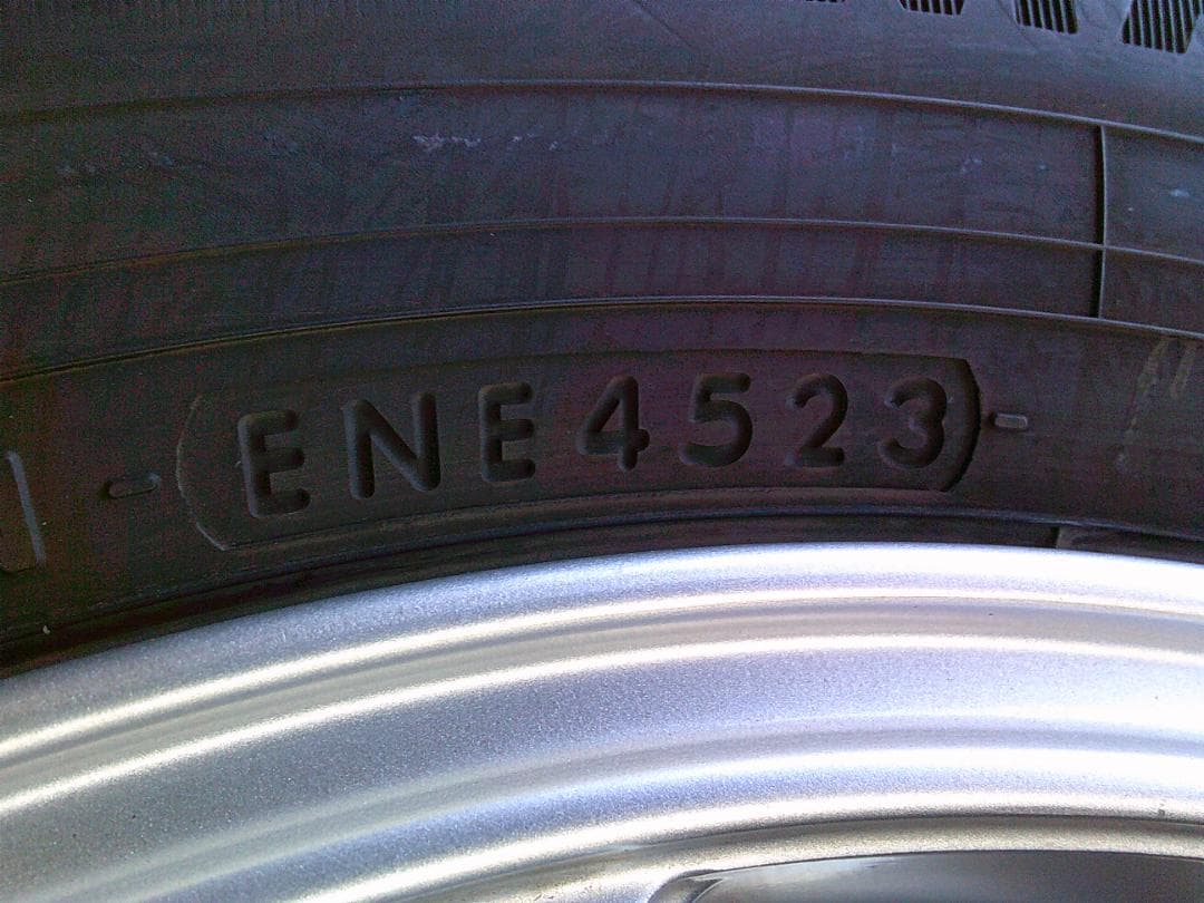 送料込☆中古スタッドレスセット☆ヨコハマiG60☆195/65R15☆プリウス等