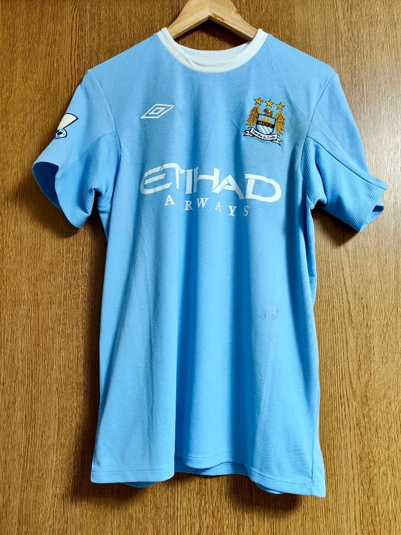 ロビーニョ実使用マンチェスターシティ 2009/2010ホームユニフォーム