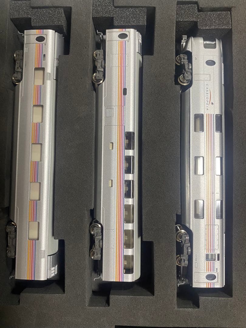 ※全車室内灯付き　KATO E26系 カシオペア 寝台