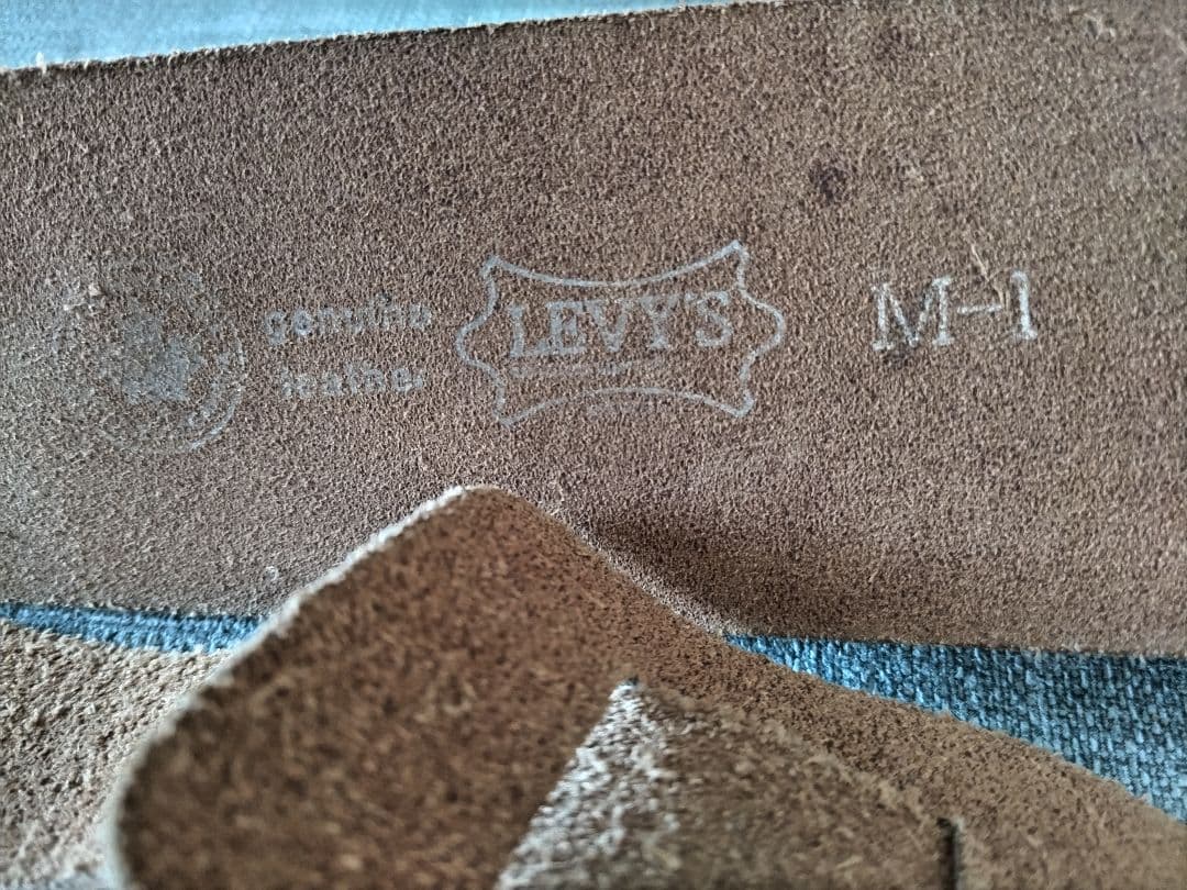 ギブソンレスポールカスタム1992年製造？ ハードケース 革製ストラップ付