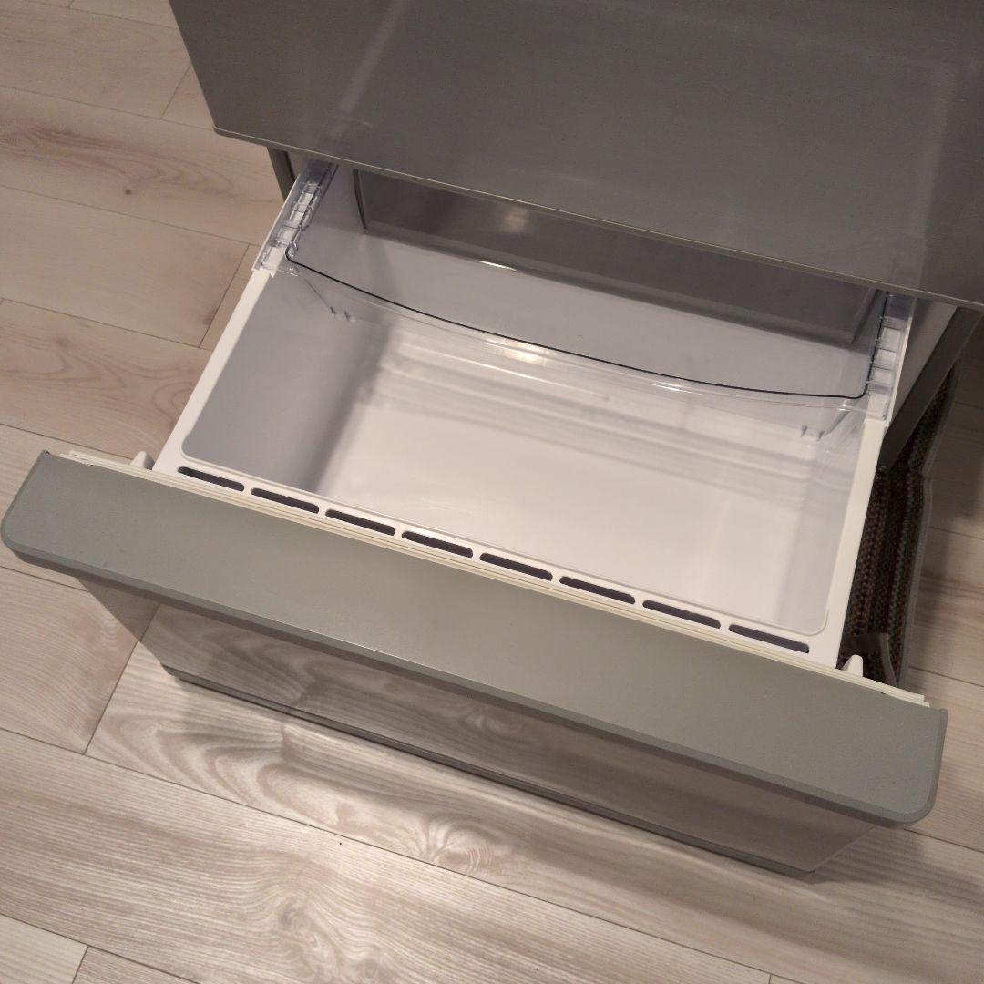 Saatan【美品】AQUA冷蔵庫　AQR-27G　272L シルバー