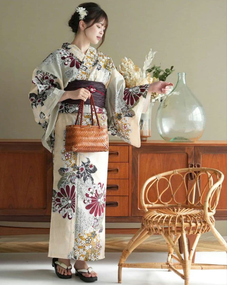 新品　utatane　浴衣　帯　下駄セット　変わり織り浴衣　ベージュ　花柄　菊