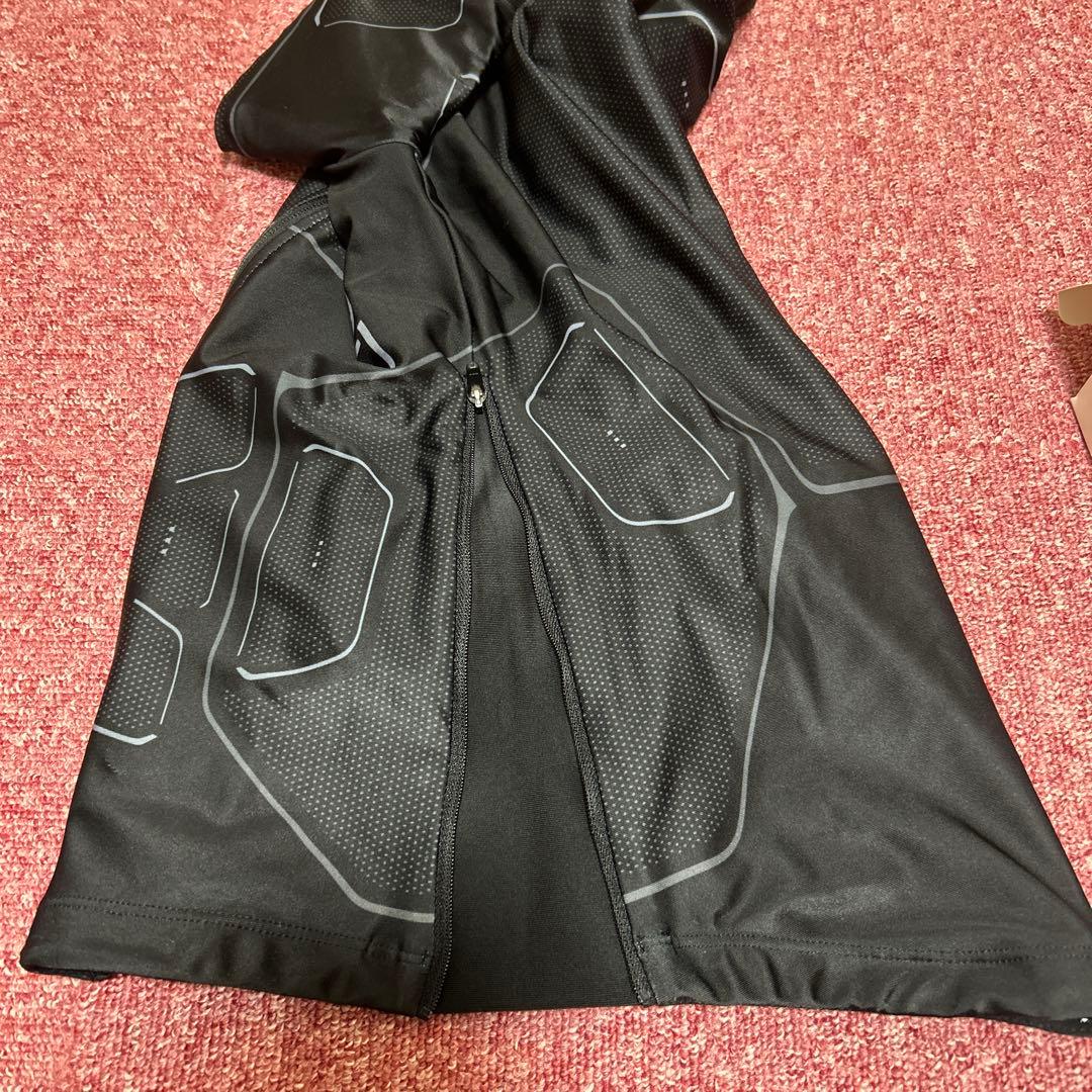 SIXPADパワースーツ　レディース　上Sサイズ下Mサイズ