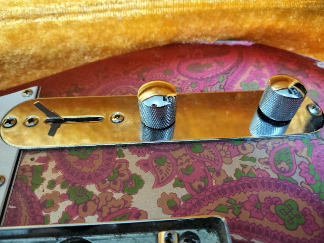 【ひかりさん用】ペイズリー　テレキャスター　ピンク　レリック