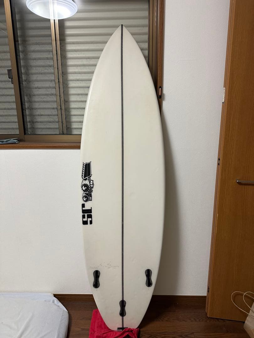 美品　JS Monsta8 5’10 26.1L