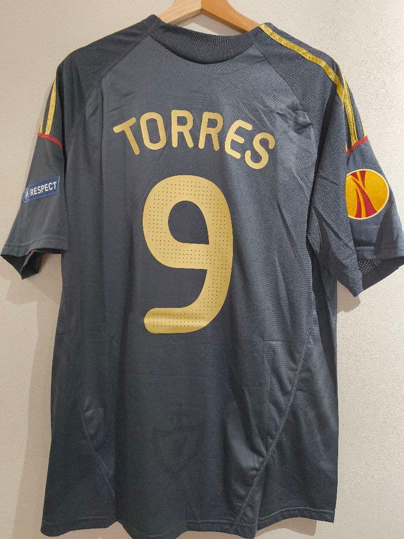 リバプール　ユニフォーム　トーレス 9番 シャツ