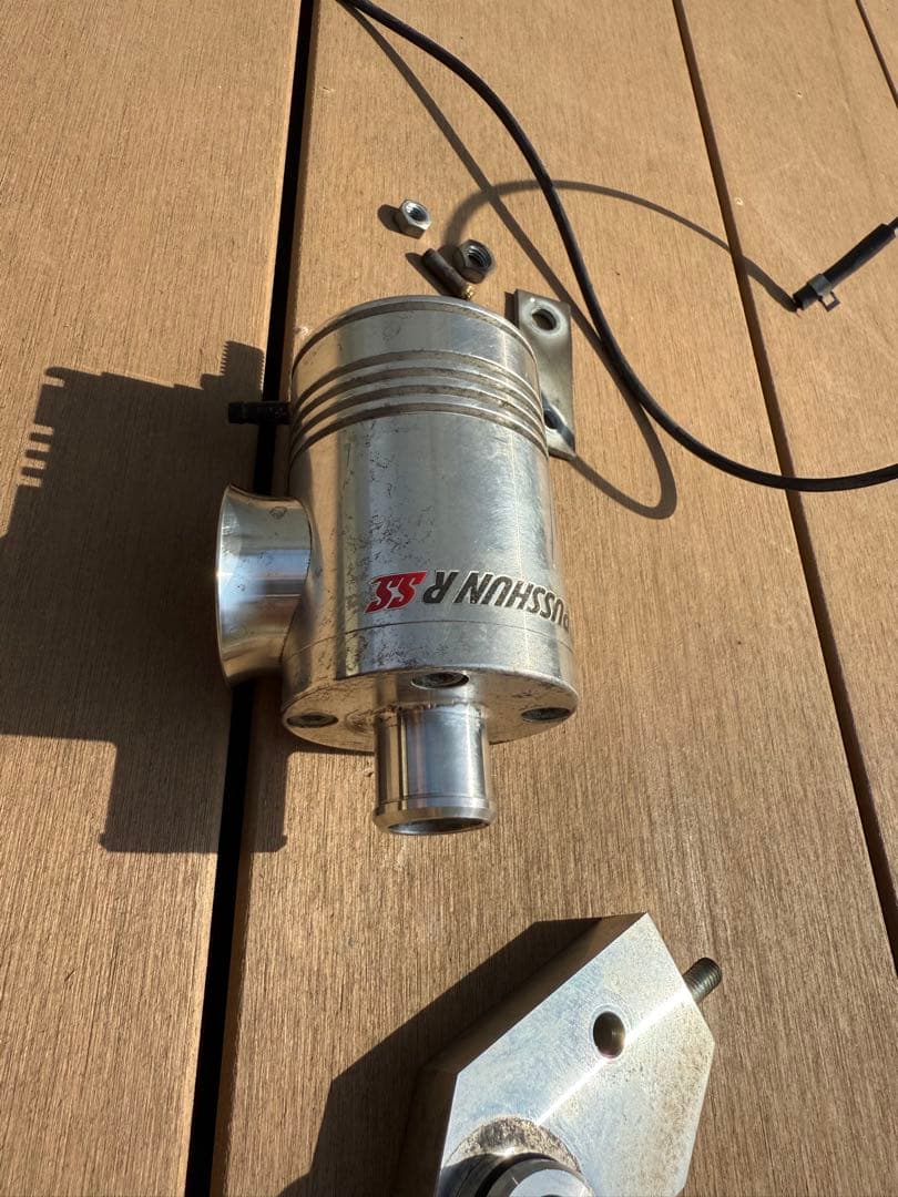 テイクオフ　ブローオフバルブ　スペーシア