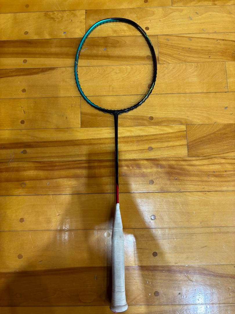 アストロクス88s 旧色 3UG5 廃盤モデルバドミントンラケット