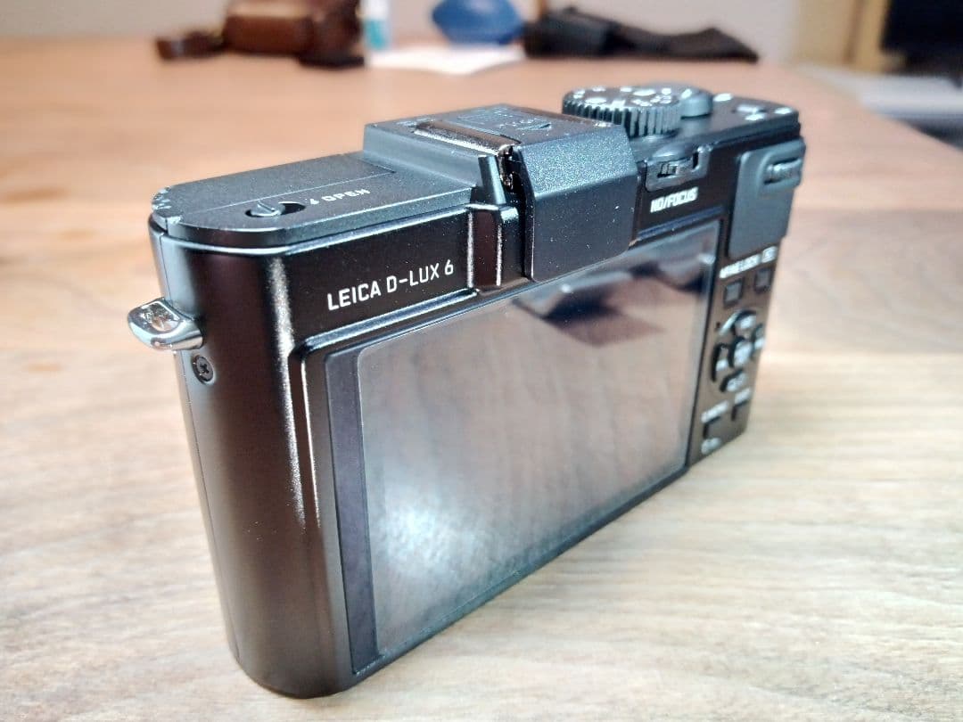 正*蔵様 【カメラケース+メンテナンスキット付き】Leica D-LUX6【返金