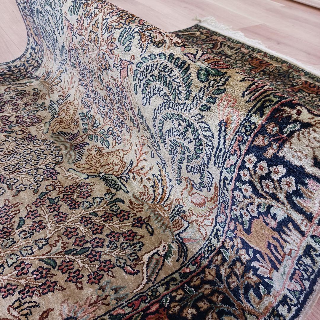 専用Y3137 インド カシミールシルク絨毯 手織り 151×94㎝